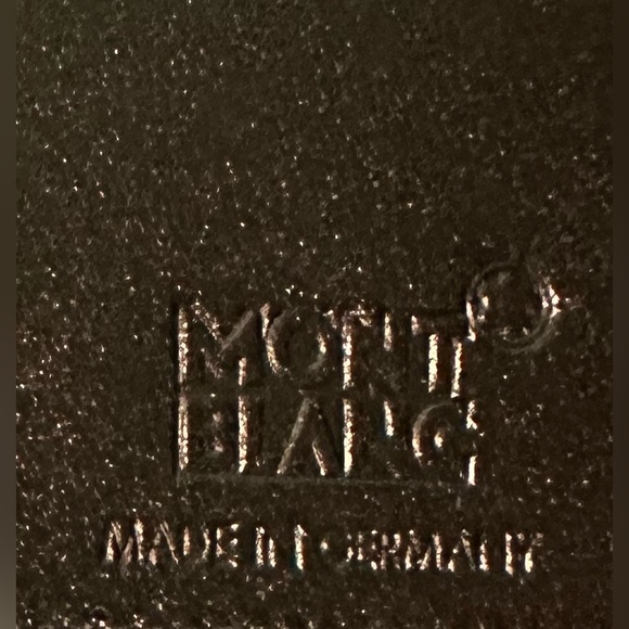 New Mont Blanc Beautiful men’s Leather Wallet - Picture 6 of 6